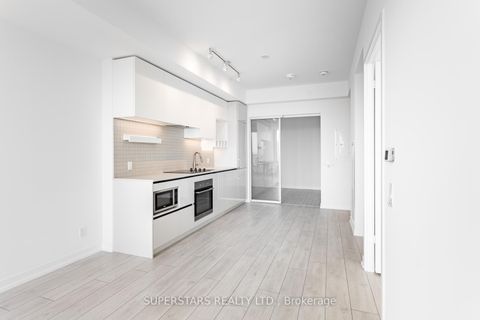 Photo 6 at 4505 - 5 Buttermill Avenue, Vaughan Corporate Centre, Vaughan