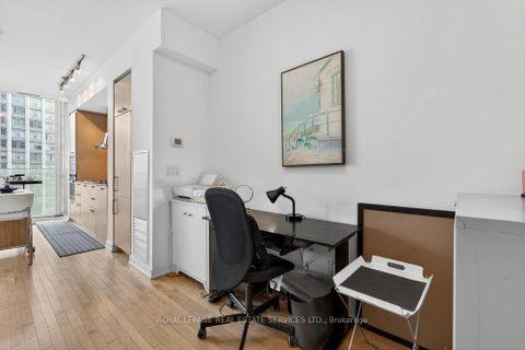 Photo 3 at 1804 - 14 York Street, Waterfront Communities C1, Toronto