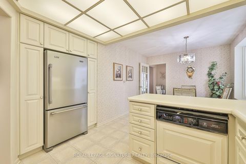 Photo 14 at 14 Logstone Crescent, Morningside, Toronto