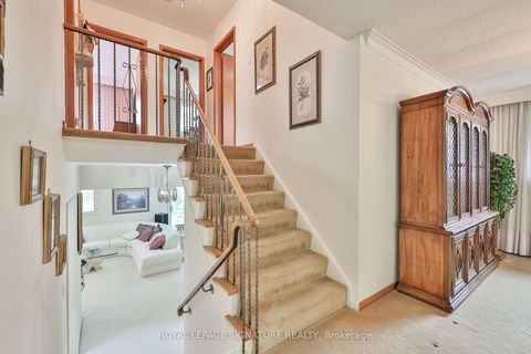 Photo 16 at 14 Logstone Crescent, Morningside, Toronto