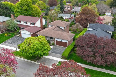 Photo 43 at 14 Logstone Crescent, Morningside, Toronto