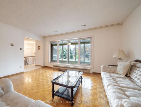 Photo 2 at 1164 Kipling Avenue, City Centre West, Toronto