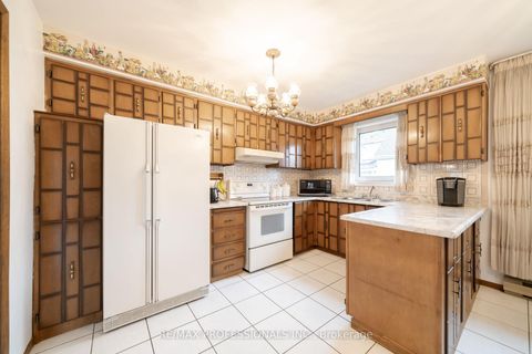 Photo 6 at 1164 Kipling Avenue, City Centre West, Toronto