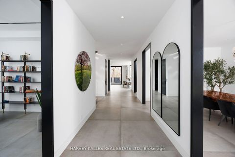 Photo 2 at 5 Dewbourne Avenue, Forest Hill South, Toronto