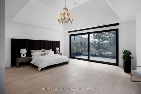 Photo 24 at 5 Dewbourne Avenue, Forest Hill South, Toronto