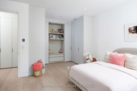 Photo 30 at 5 Dewbourne Avenue, Forest Hill South, Toronto
