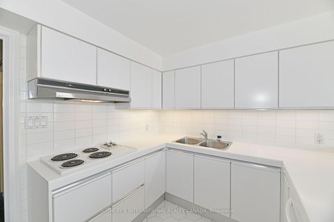 Photo 29 at 2202 - 175 Cumberland Street, Annex, Toronto