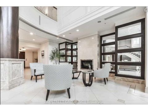 Photo 5 at 1506 - 10 Bloorview Place, Don Valley Village, Toronto