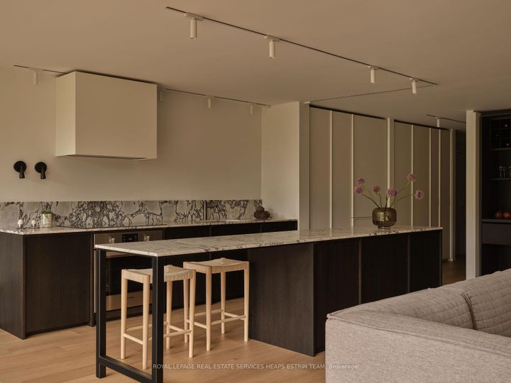 Photo 1 at 514 - 225 Davenport Road, Annex, Toronto