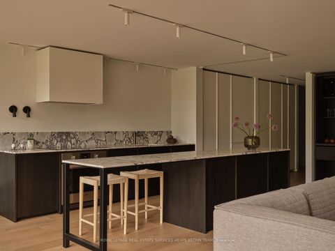 Photo 1 at 514 - 225 Davenport Road, Annex, Toronto