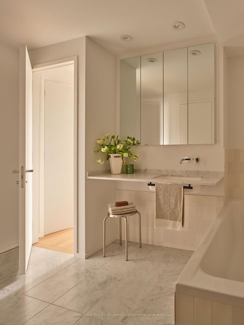 Photo 17 at 514 - 225 Davenport Road, Annex, Toronto