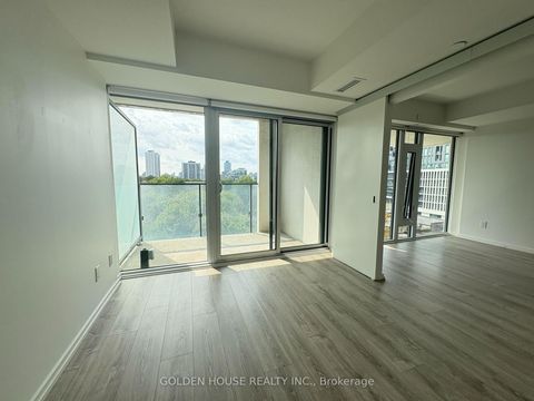 Photo 17 at 735 - 8 Hillsdale Avenue E, Mount Pleasant West, Toronto