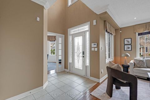 Photo 4 at 342 Sunset Ridge, Sonoma Heights, Vaughan