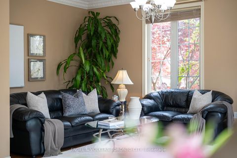 Photo 14 at 342 Sunset Ridge, Sonoma Heights, Vaughan
