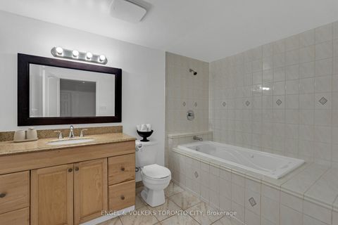 Photo 42 at 342 Sunset Ridge, Sonoma Heights, Vaughan