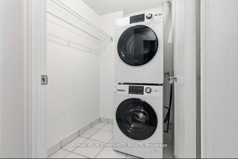 Photo 18 at 606 - 8 Scollard Street, Annex, Toronto