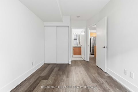 Photo 22 at 606 - 8 Scollard Street, Annex, Toronto