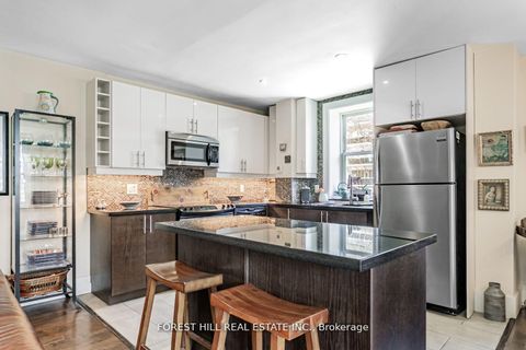 Photo 5 at 208 - 2603 Bathurst Street, Forest Hill North, Toronto