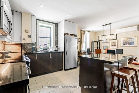 Photo 8 at 208 - 2603 Bathurst Street, Forest Hill North, Toronto