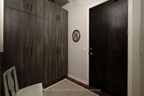 Photo 16 at 803 - 23 Brant Street, Waterfront Communities C1, Toronto