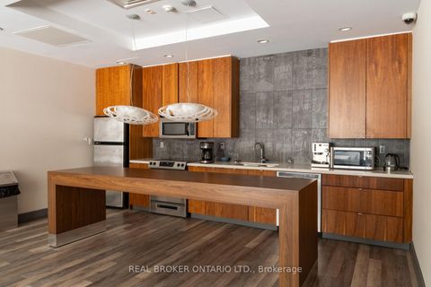 Photo 28 at 803 - 23 Brant Street, Waterfront Communities C1, Toronto