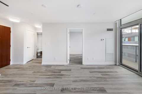 Photo 11 at 723 - 120 Varna Drive, Lawrence, Toronto