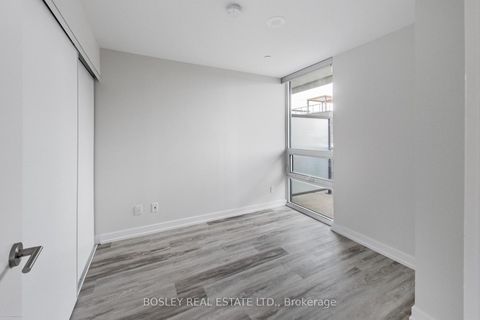Photo 12 at 723 - 120 Varna Drive, Lawrence, Toronto