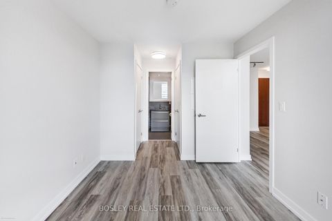 Photo 16 at 723 - 120 Varna Drive, Lawrence, Toronto