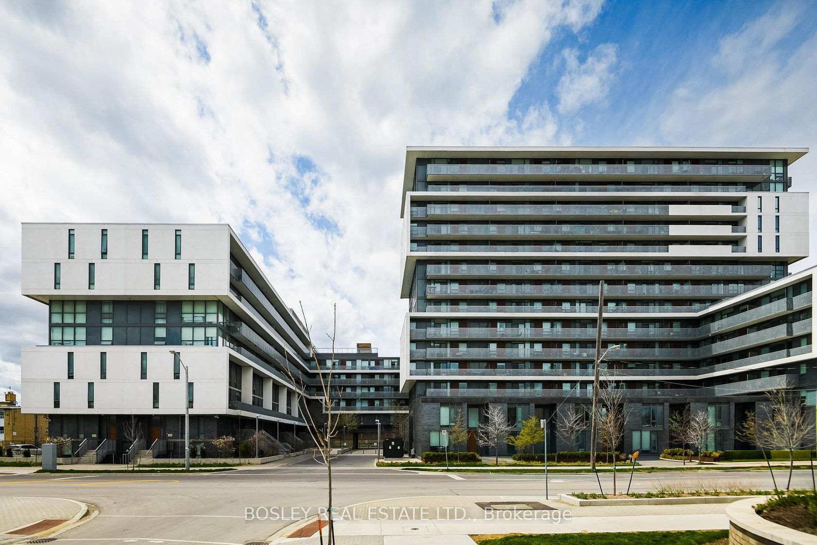 723 - 120 Varna Drive, Lawrence, Toronto 