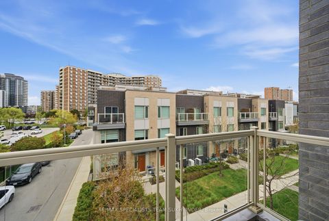 Photo 28 at 25 - 18 Applewood Lane, Etobicoke West Mall, Toronto