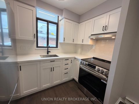 Photo 6 at 1-304 - 50 Old Kingston Road, West Hill, Toronto
