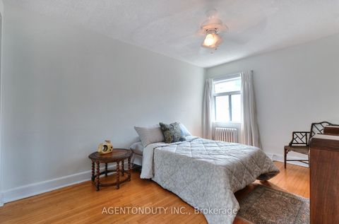 Photo 15 at 17 - 1646 Bathurst Street, Cedarvale, Toronto