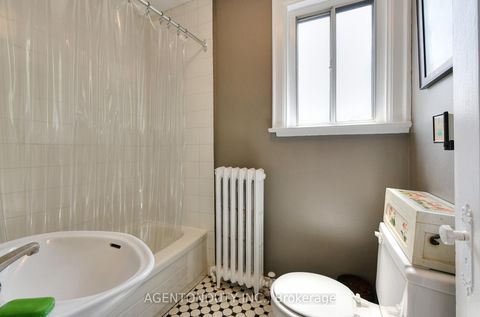 Photo 18 at 17 - 1646 Bathurst Street, Cedarvale, Toronto