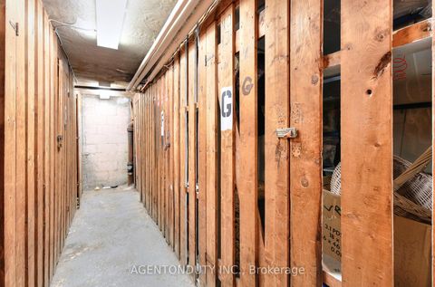 Photo 20 at 17 - 1646 Bathurst Street, Cedarvale, Toronto