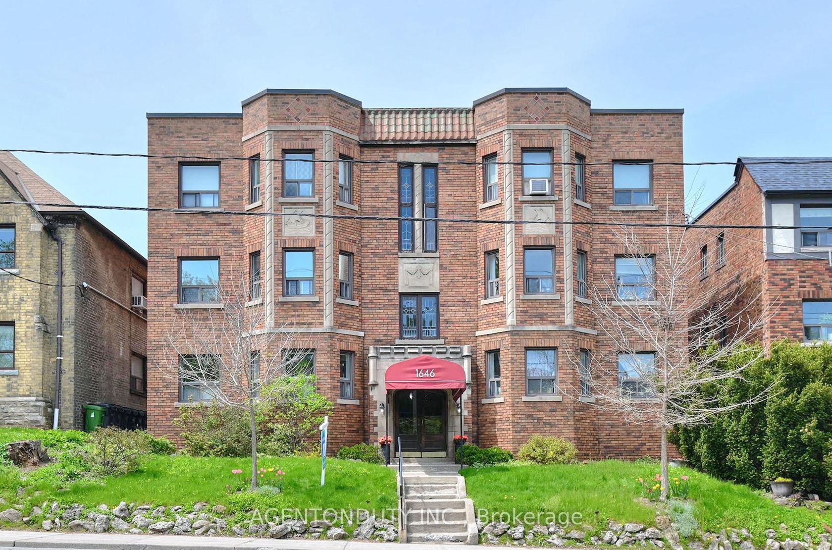 17 - 1646 Bathurst Street, Cedarvale, Toronto photo number 2