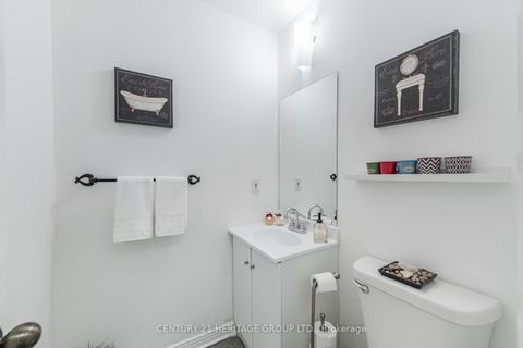 Photo 12 at 36 Hallmark Court, Yorkhill, Vaughan