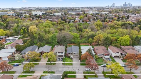 Photo 1 at 105 Rockford Road, Branson, Toronto