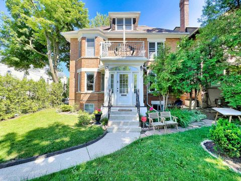 Photo 0 at 18 Shorncliffe Avenue, Casa Loma, Toronto