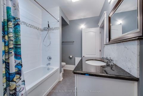 Photo 12 at 18 Shorncliffe Avenue, Casa Loma, Toronto