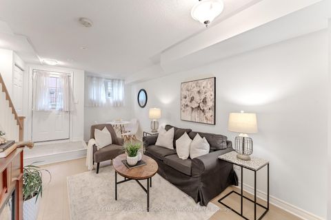 Photo 3 at 117 - 870 Jane Street, Smythe, Toronto