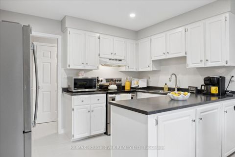Photo 9 at 137 Pringle Drive, Pringle Creek, Whitby