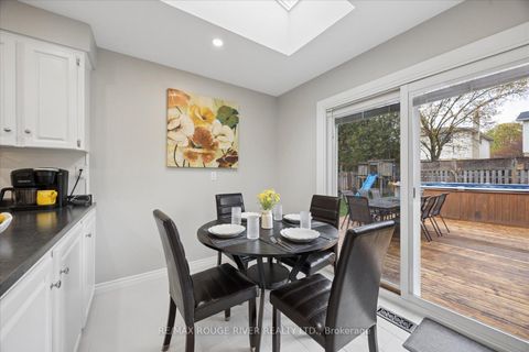 Photo 11 at 137 Pringle Drive, Pringle Creek, Whitby