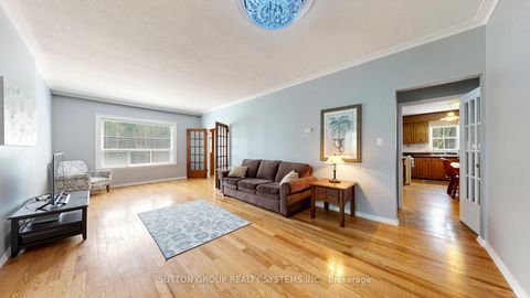 Photo 5 at 114 Rosemount Avenue, Davenport, Toronto