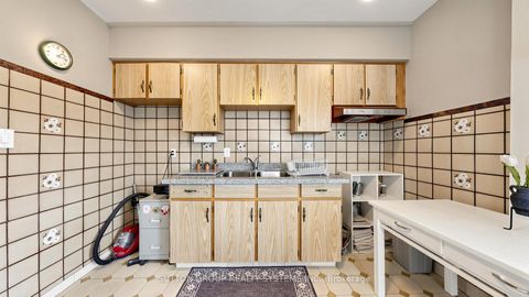 Photo 10 at 114 Rosemount Avenue, Davenport, Toronto