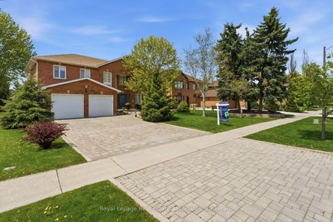 Photo 0 at 160 Fifth Avenue, East Woodbridge, Vaughan