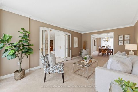 Photo 9 at 160 Fifth Avenue, East Woodbridge, Vaughan