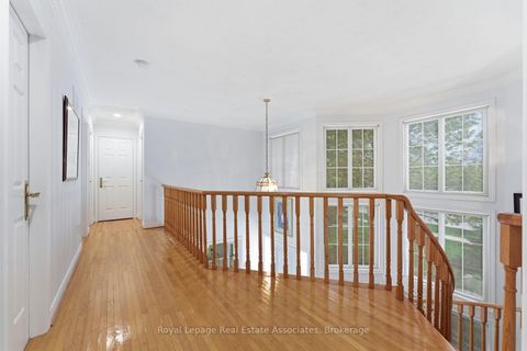 Photo 23 at 160 Fifth Avenue, East Woodbridge, Vaughan