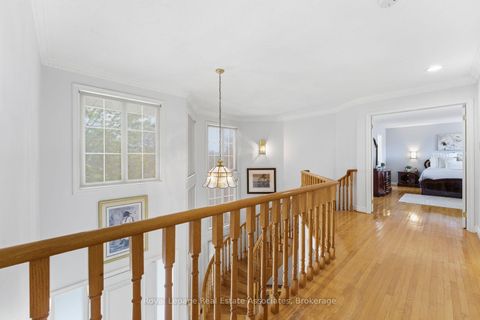 Photo 24 at 160 Fifth Avenue, East Woodbridge, Vaughan