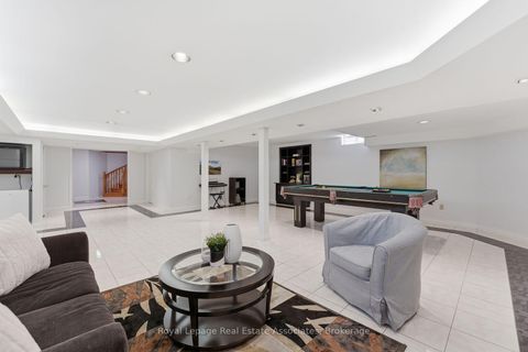 Photo 35 at 160 Fifth Avenue, East Woodbridge, Vaughan