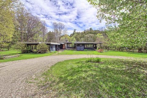 Photo 1 at 115 Valley Road, Kleinburg, Vaughan
